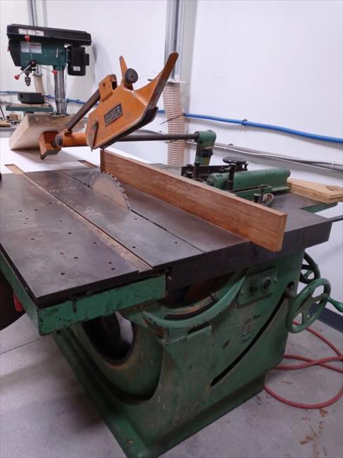 Machine Photo