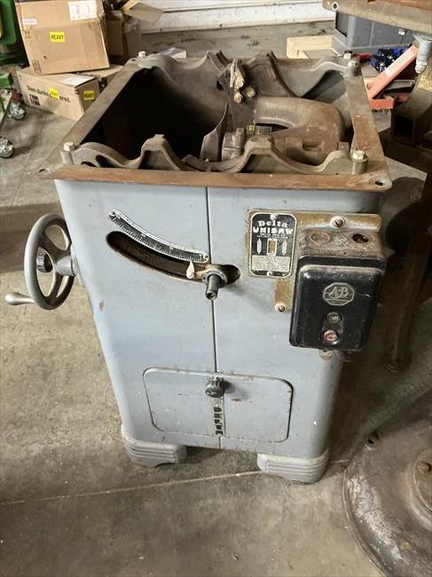 Machine Photo