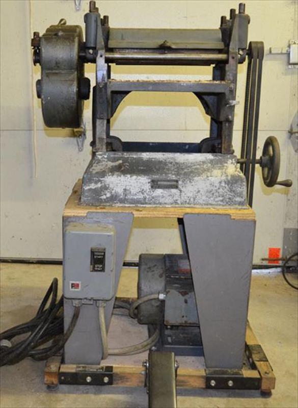 Craftsman/Parks thickness planer US 400.00 (Rehoboth, Massachusetts