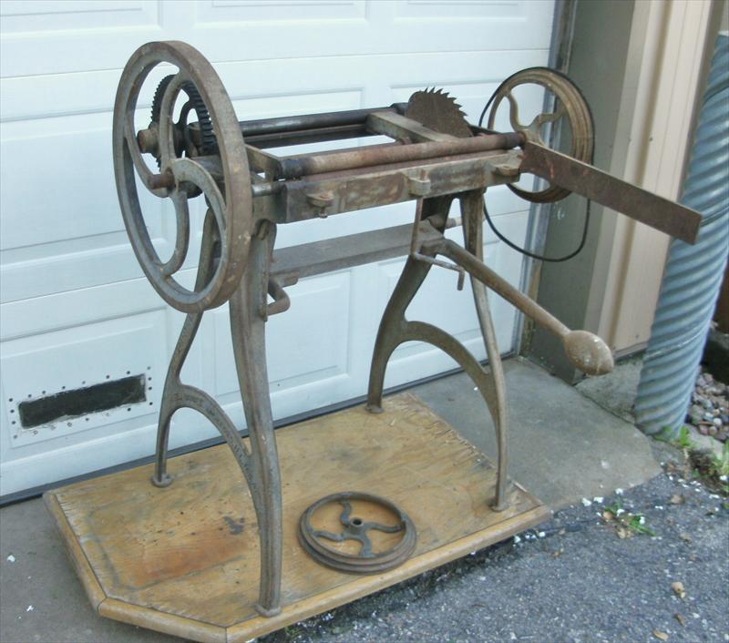 W. F. & John Barnes Hand Crank Rip Saw US 1,850.00