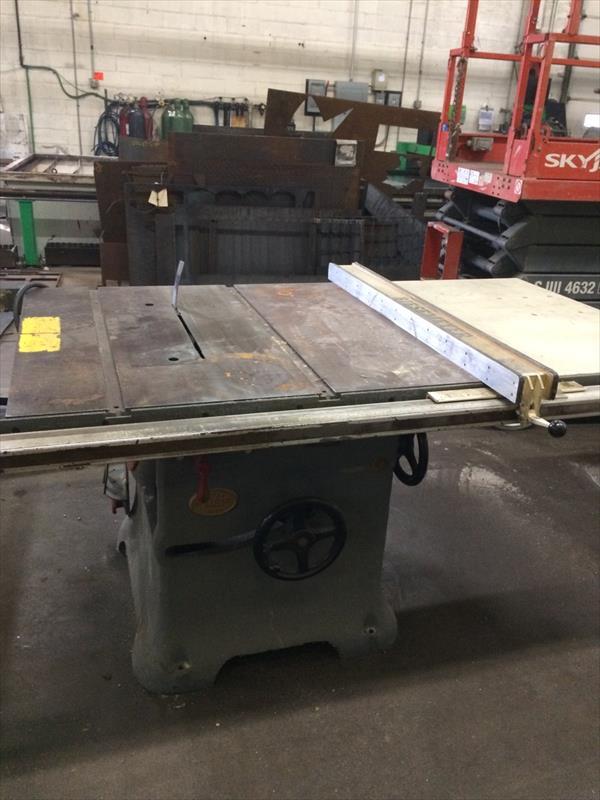 Yates American M81 Table Saw US 750.00 (Fairless Hills, PA