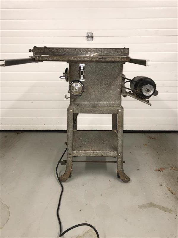 1958 Delta 34600 Table Saw US 1.00 (Grand Rapids, MI